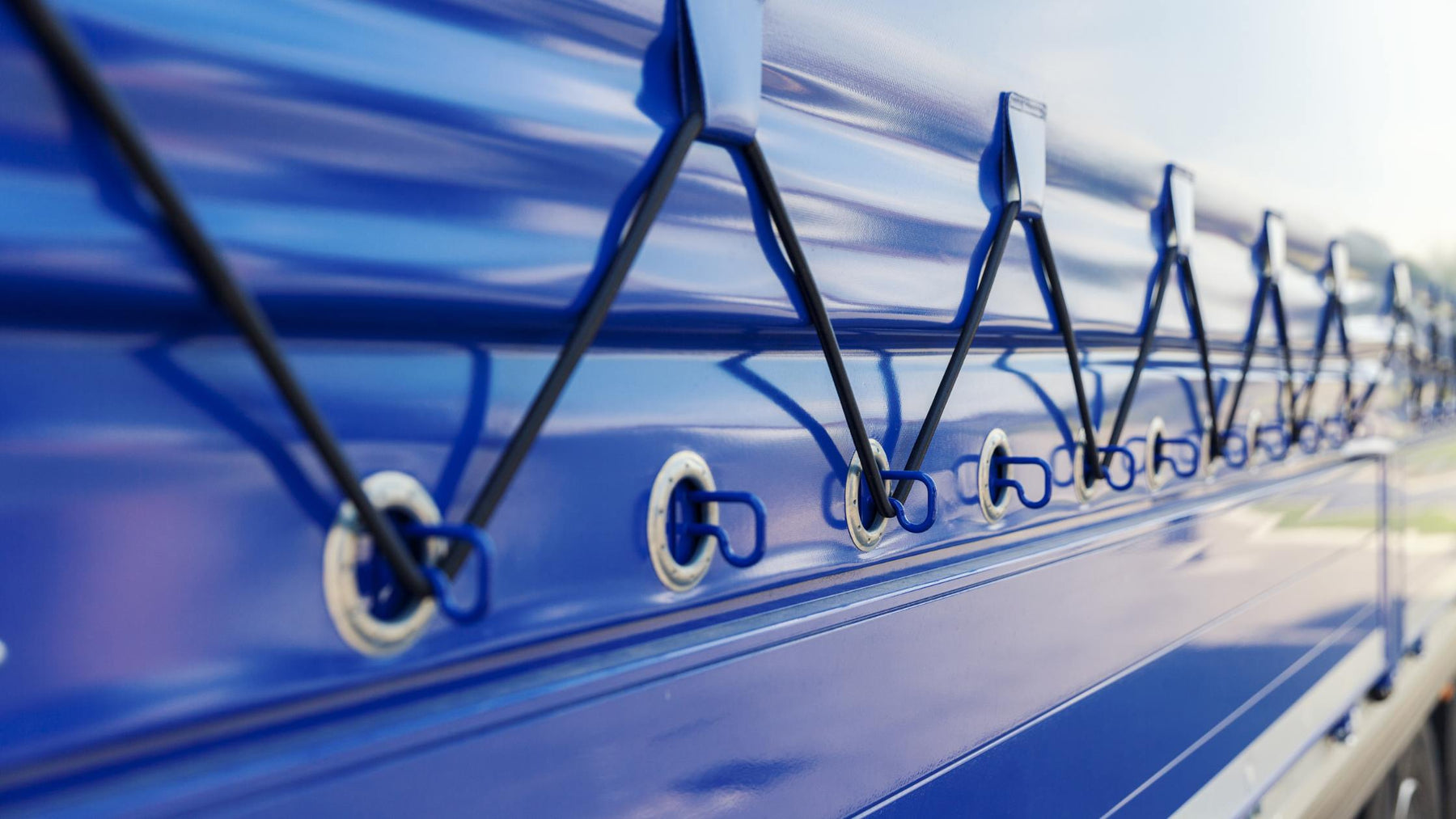 5 Factors to Consider When Buying a Tarp